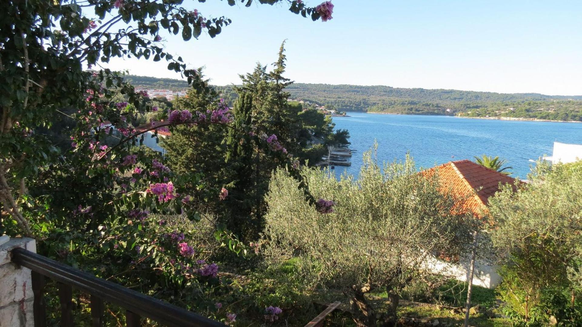 Apartments Janja - Terrace Sea View Nečujam Exteriör bild